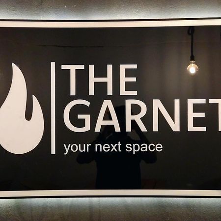 The Garnet Mirissa Hotell Exteriör bild